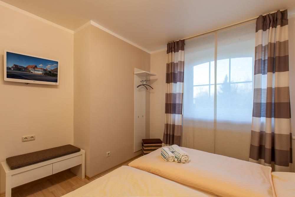 Hotel -Winterfelder Hof Apenburg-Winterfeld Extérieur photo